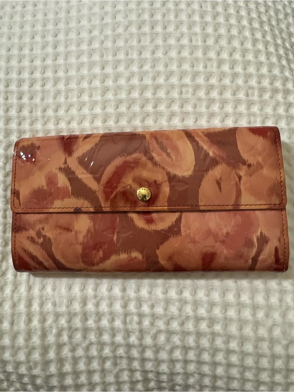 Louis Vuitton Rose Velours Monogram Vernis Ikat Limited Edition Sarah Wallet